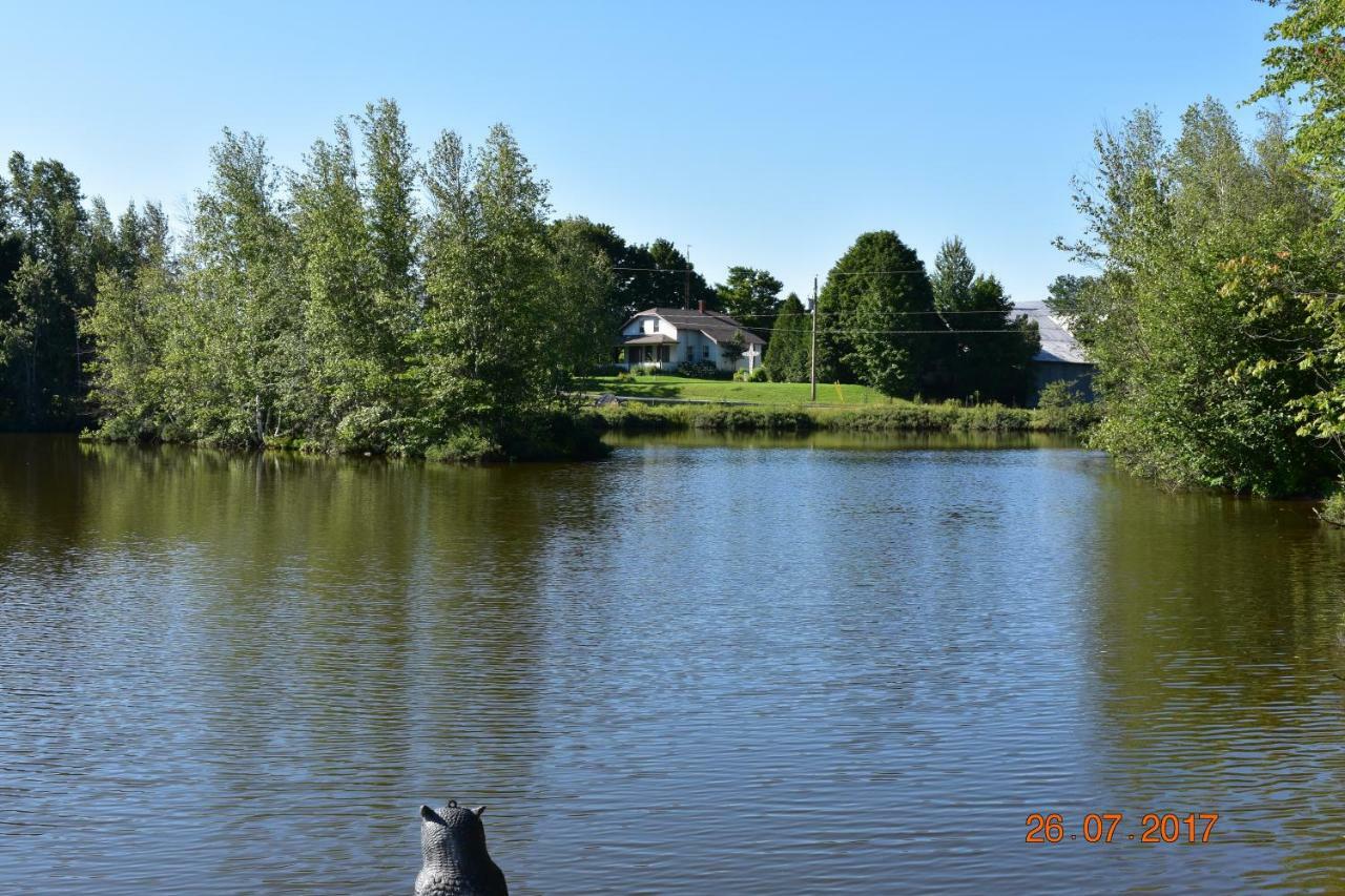 Domaine Henri-Daze Villa Saint-Pierre-Baptiste ภายนอก รูปภาพ